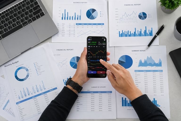 Are Mutual Funds and Index Funds the Same? Key Differences Explained