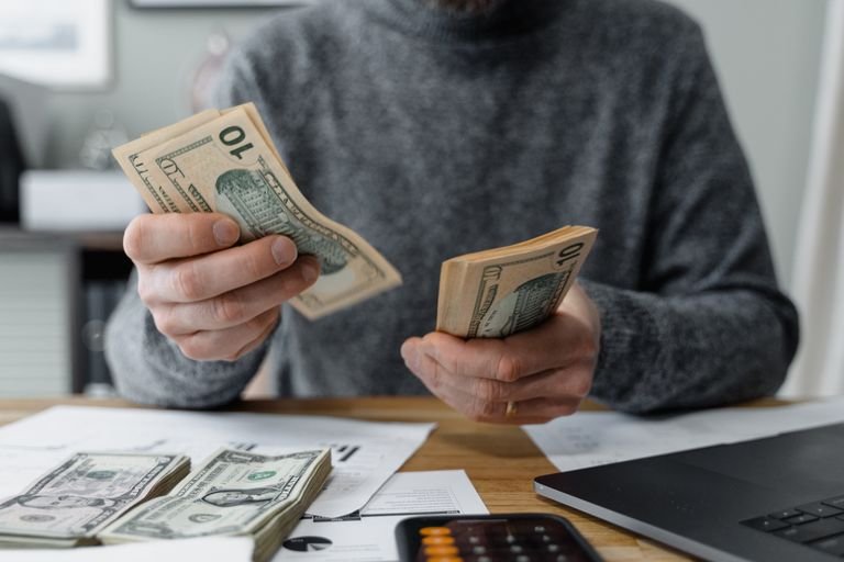 How to Budget on a Variable Income: 9 Practical Strategies