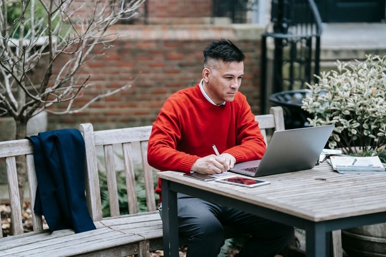 How Do I Find a Financial Advisor? 9 Steps to Choose Wisely