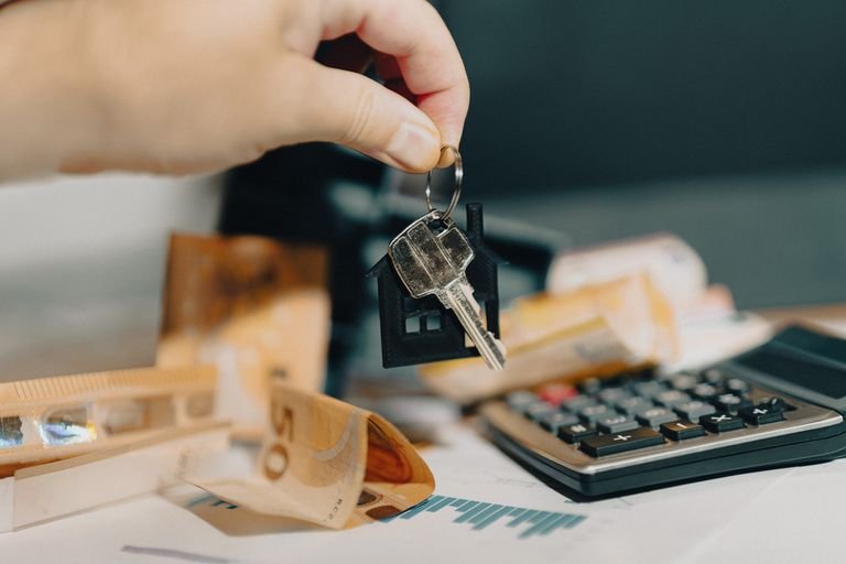 Liquid Net Worth vs. Net Worth: Key Differences