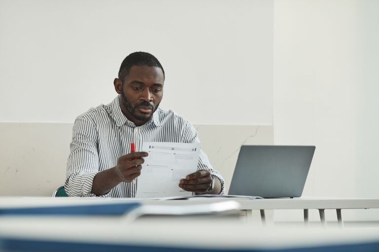 Does VOO Pay Dividends? Schedule, Yield, and How Payments Work