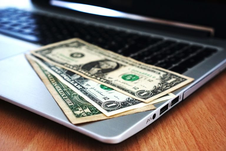 How to Invest With Little Money: A Beginner’s Step-by-Step Guid