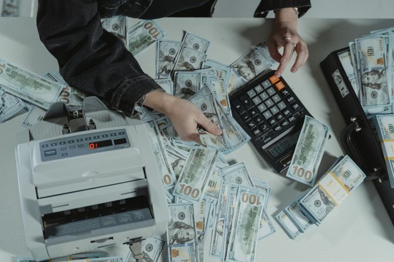 How to Calculate CD Interest: Formula, Examples, and Earnings Guide
