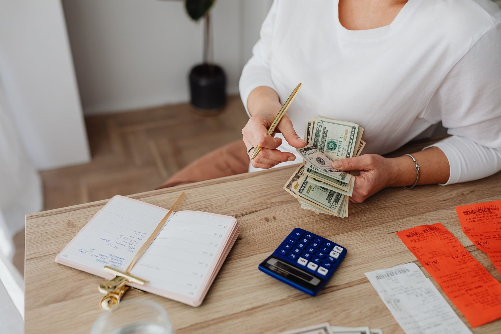 How to Stop Living Paycheck to Paycheck: 10 Practical Steps