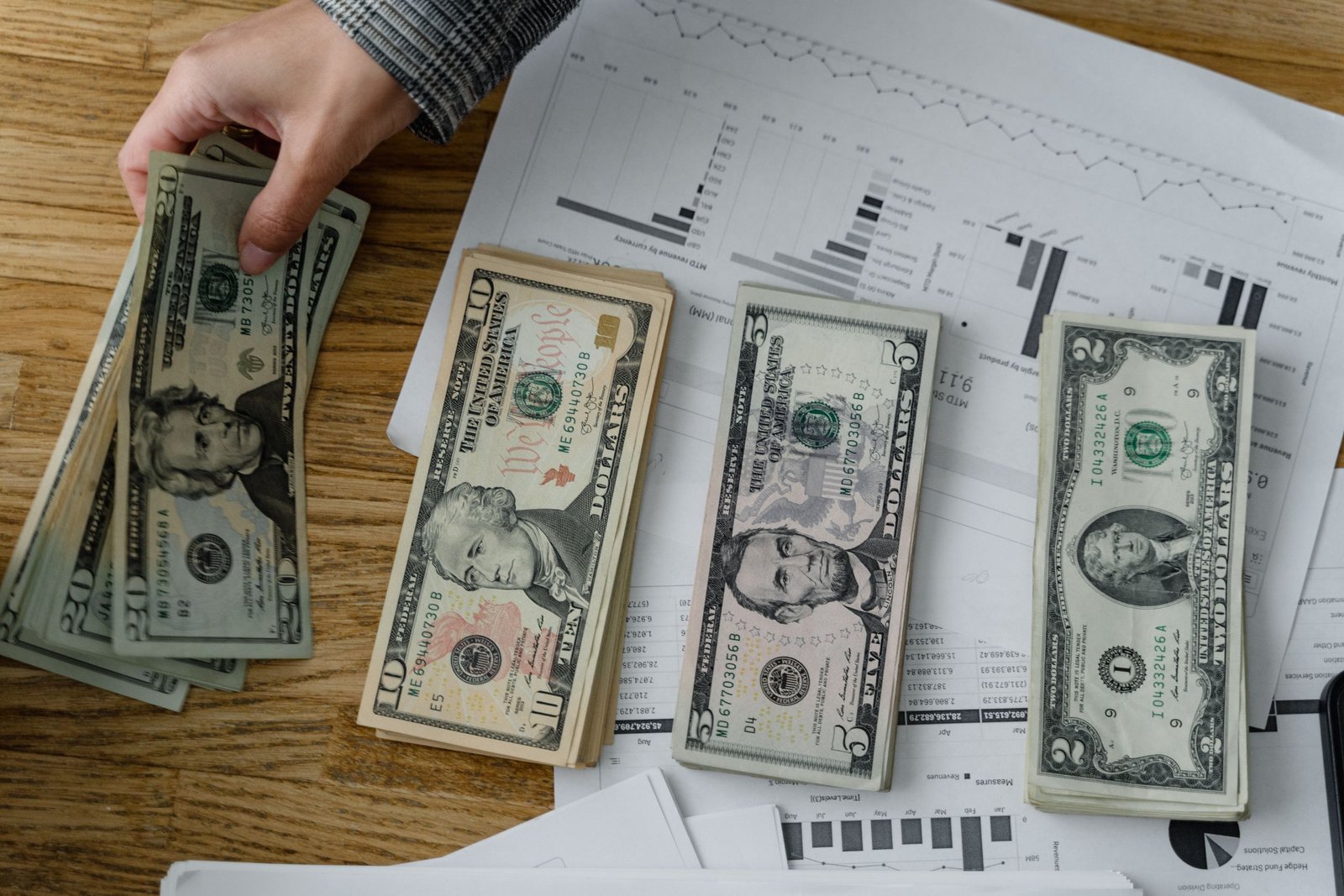 457b vs 401k: Key Differences and 2026 Limits
