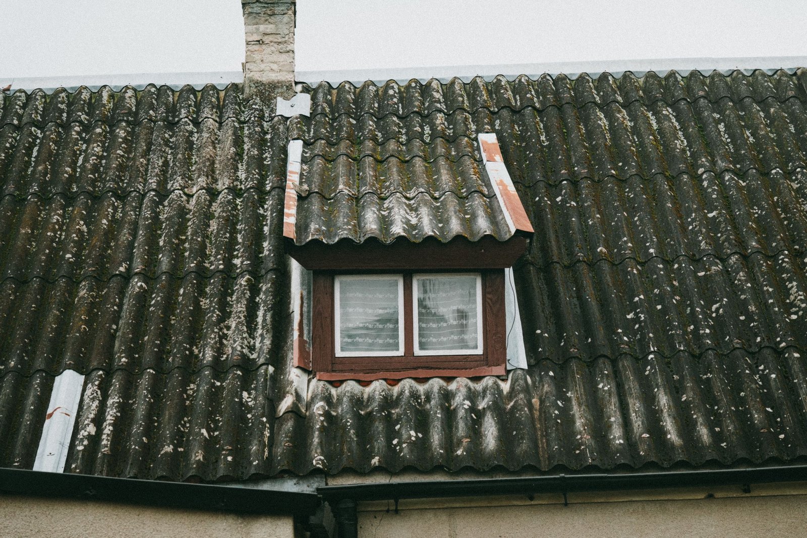 Does Homeowners Insurance Cover Roof Leaks? What You Need to Know