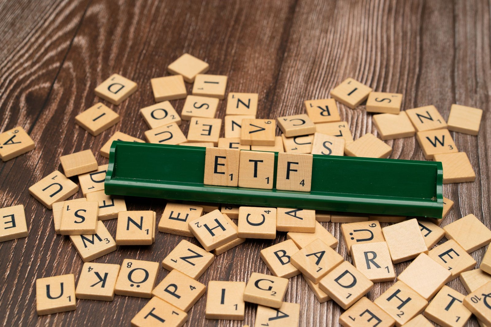 ETN vs ETF: Key Differences, Risks, Taxes, and Which Is Better
