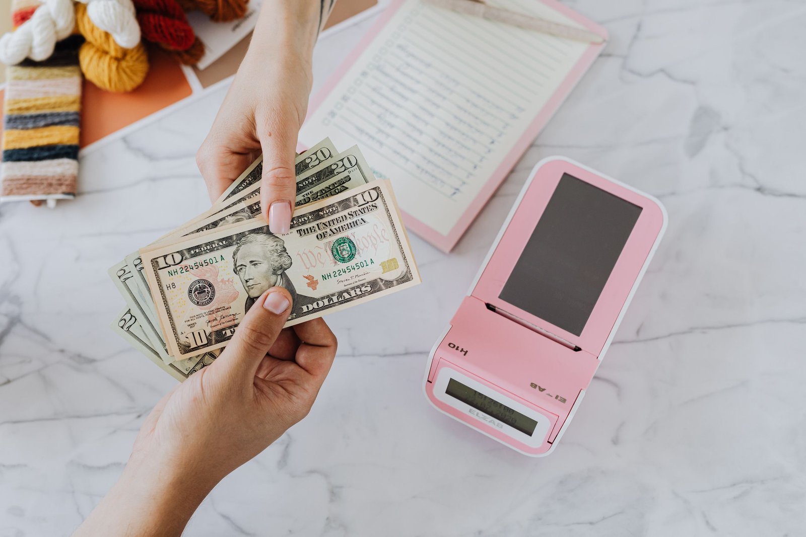 Gross Pay vs. Net Pay: Differences and How to Calculate Each