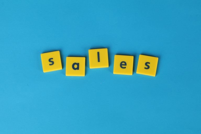 Gross Sales vs. Net Sales: Meaning, Examples and Uses