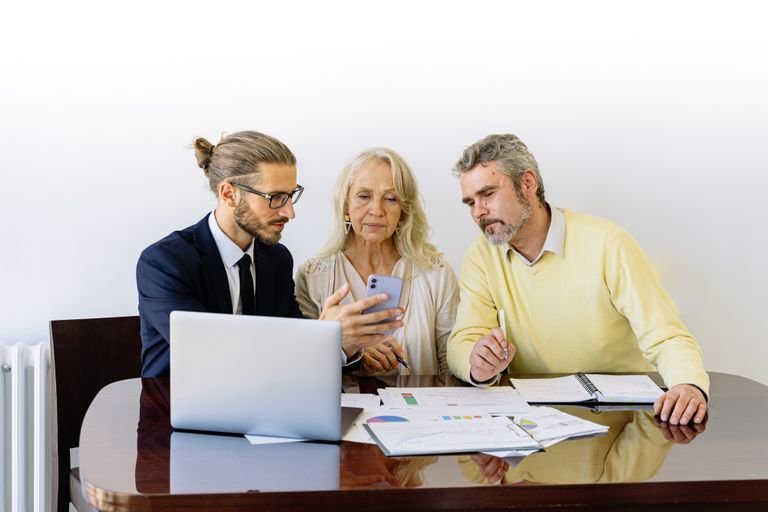 Rollover vs Traditional IRA: Key Differences