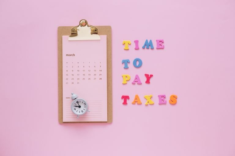 Semi monthly vs. Bi weekly Pay: 24 vs. 26 Paychecks Explained