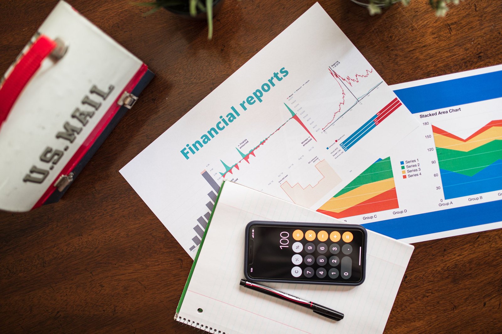 Traditional 401k vs Roth 401k: Key Differences and Which Is Better?